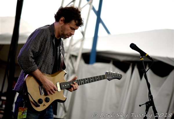 Scott Metzger Tells All About his MANY Projects, His Discovery by Trey Anastasio and Tom Marshall, the upcoming Hulaween Fest and a Bit of his Personal Life. 